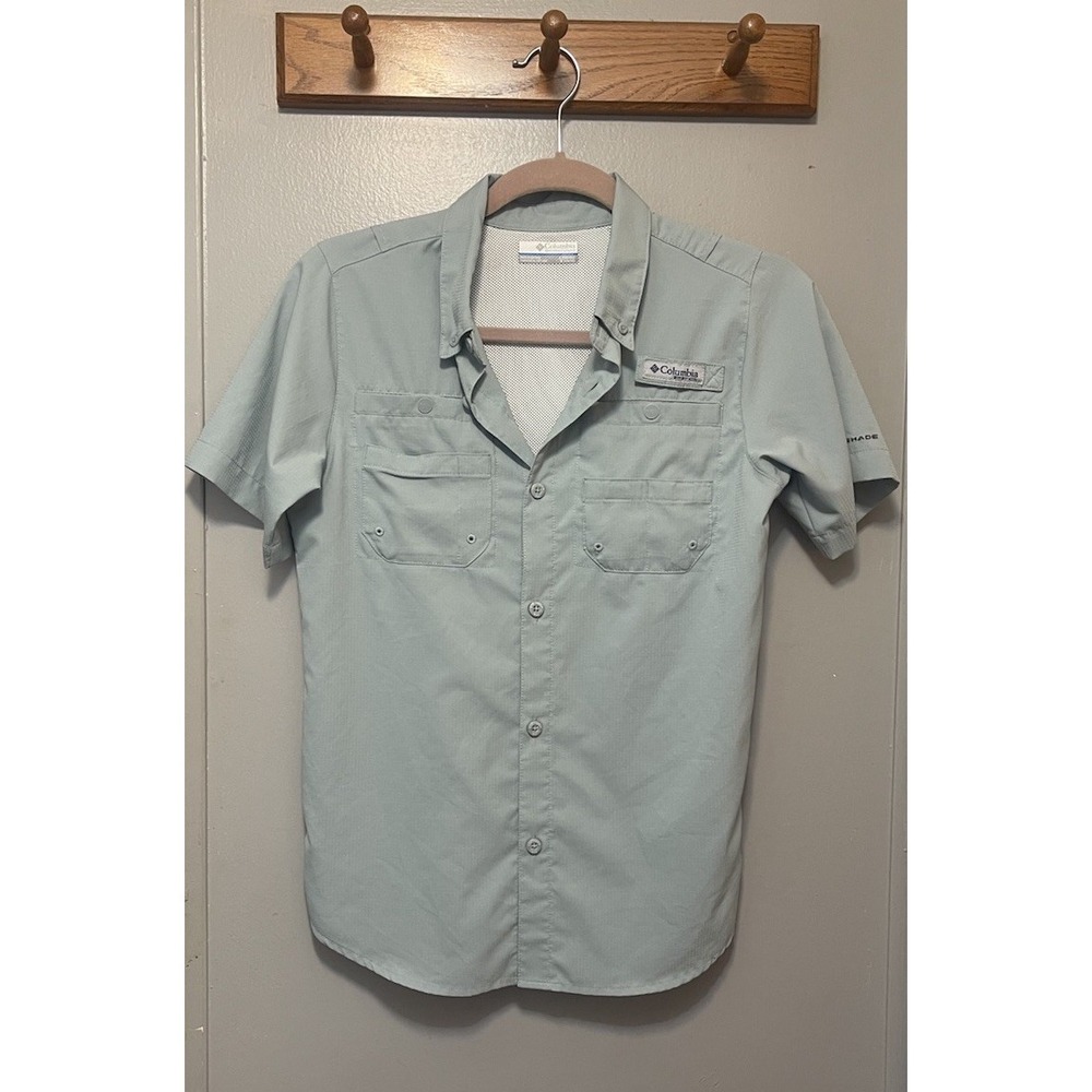 Columbia Boys Size L 14/16 PFG Short Sleeve FishingShirt Light Green button Up